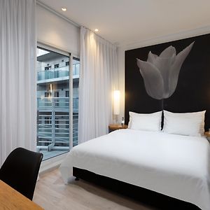 Superior City Room